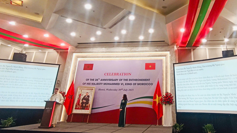 Moroccan Ambassador to Viet Nam Jamale Chouaibi speaks at the celebration. (Photo: HONG HANH) anh2.jpg