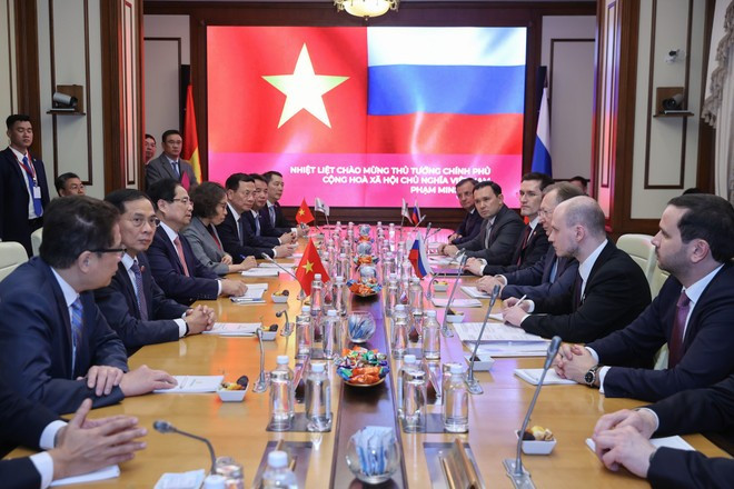 At the working session between Prime Minister Pham Minh Chinh and leading officials of Zarubezhneft. (Photo: baochinhphu.vn)