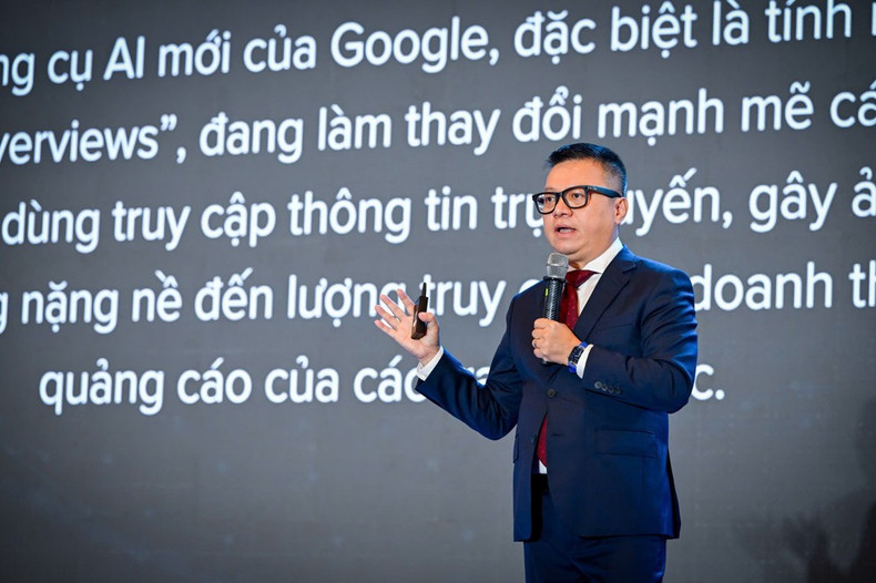 Deputy Head of the Party Central Committee’s Commission for Communications, Education and Mass Mobilisation, Editor-in-Chief of Nhan Dan Newspaper, and Chairman of the Viet Nam Journalists’ Association (VJA) Le Quoc Minh speaks at the event. (Photo: NDO) img-3442.jpg