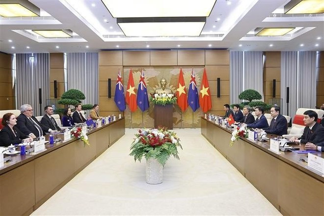 An overview of the talks between Chairman of the National Assembly Tran Thanh Man and Speaker of the New Zealand House of Representatives Gerry Brownlee in Ha Noi on August 28. (Photo: VNA) An overview of the talks between Chairman of the National Assembly Tran Thanh Man and Speaker of the New Zealand House of Representatives Gerry Brownlee in Ha Noi on August 28. (Photo: VNA)