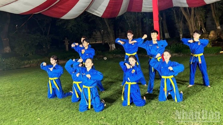 Vovinam performance at the event. (Photo: HNV) Vovinam performance at the event. (Photo: HNV)