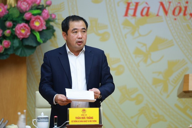 Minister of Agriculture and Environment Tran Duc Thang speaks at the meeting. (Photo: VNA)