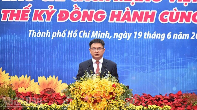 Head of the Ho Chi Minh City Party Committee’s Commission for Communications, Education and Mass Mobilisation Nguyen Manh Cuong delivers an opening speech. (Photo: MANH HAO) Head of the Ho Chi Minh City Party Committee’s Commission for Communications, Education and Mass Mobilisation Nguyen Manh Cuong delivers an opening speech. (Photo: MANH HAO)