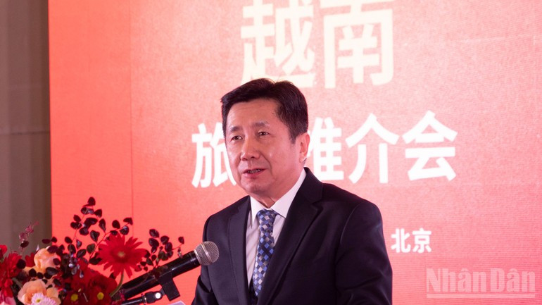 Zhu Yihai, Deputy Director of the Tianjin Municipal Bureau of Culture and Tourism, speaks at the programme. Zhu Yihai, Deputy Director of the Tianjin Municipal Bureau of Culture and Tourism, speaks at the programme.
