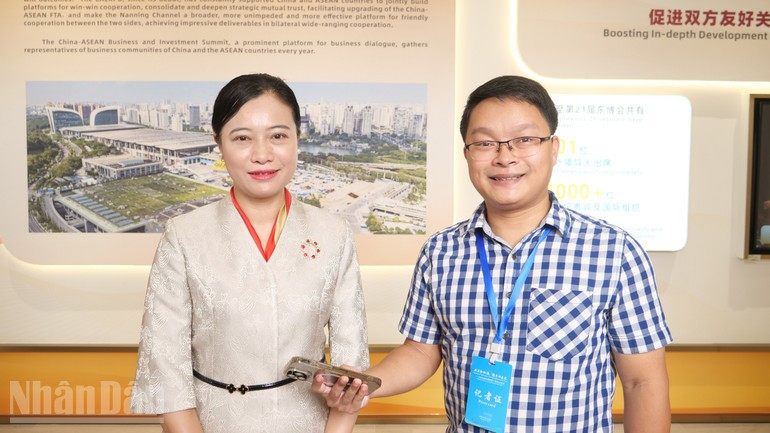 Wei Zhaohui in an interview with Nhan Dan Newspaper’s correspondent. Wei Zhaohui in an interview with Nhan Dan Newspaper’s correspondent.
