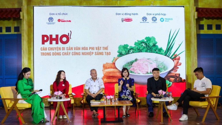 Experts analyse multiple aspects to promote the cultural and creative value of ‘pho’. Experts analyse multiple aspects to promote the cultural and creative value of ‘pho’.
