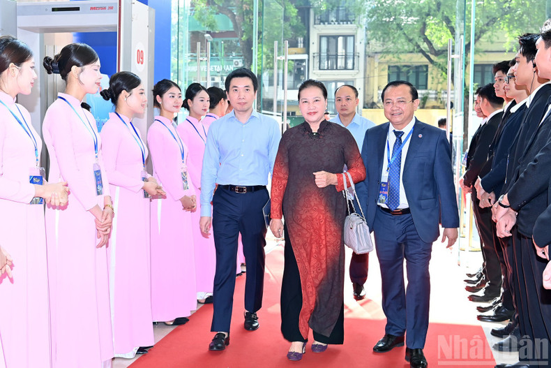 Former National Assembly Chairwoman Nguyen Thi Kim Ngan at the ceremony. Former National Assembly Chairwoman Nguyen Thi Kim Ngan at the ceremony.