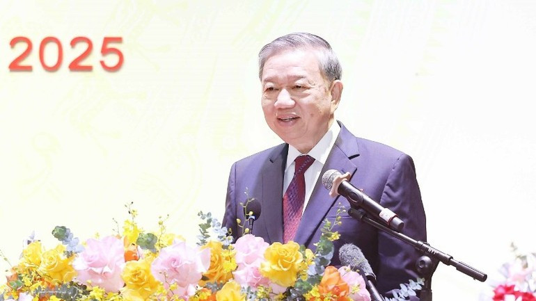 Party General Secretary To Lam speaks at the event. (Photo: VNA) nghiatru2.jpg