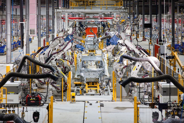 VinFast Ha Tinh has been equipped with one of the most advanced production lines in Southeast Asia.