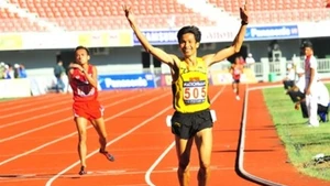Lai (yellow) proved once again his absolute domination in long-distance races