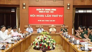 Party General Secretary Nguyen Phu Trong chairs the meeting of the Central Military Commission. (Photo: VNA)