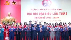 Party General Secretary To Lam attends the first Congress of the Nghia Tru Commune Party Committee for the 2025-2030 tenure.