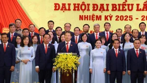 Secretary of the provincial Party Committee Vu Hong Van speaks at the event. (Photo: VNA)