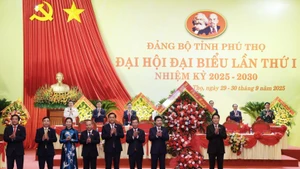 Politburo member and State President Luong Cuong (R) attends the first congress of the Party Organisation of Phu Tho province for the 2025–2030 tenure on September 30, 2025. (Photo: VNA)