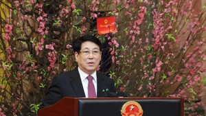 State President Luong Cuong speaks at the meeting with the Presidential Office staff on February 24. (Photo: VNA)