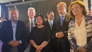 Vietnamese Ambassador to Greece Pham Thị Thu Huong met with the Vice President of Greece and the President of the Hellenic Federation of Enterprises. (Photo: Vietnamese Embassy in Greece)
