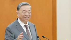 Party General Secretary To Lam speaks at the meeting. (Photo: VNA)