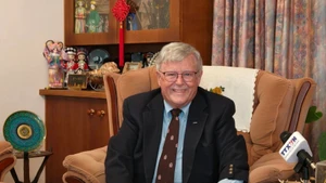 Carl Thayer, Emeritus Professor of Politics at the University of New South Wales’s School of Humanities and Social Sciences (Photo: VNA)