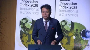 Daren Tang, Director General of WIPO, at the launch of the Global Innovation Index (GII) 2025 Report. (Photo: thoibaonganhang.vn)