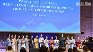 The conference highlighted the interconnection between heritage preservation and the growth of cultural industries, positioning heritage as an endogenous resource for sustainable development. (Photo: MINH DUY)