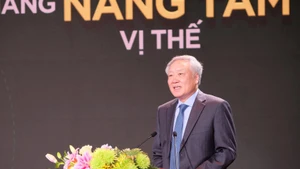 Permanent Deputy Prime Minister Nguyen Hoa Binh addresses Lam Dong province's investment promotion conference on October 12. (Photo: VNA)