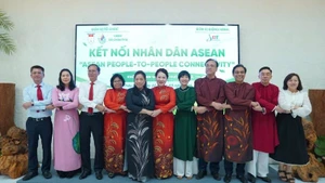 Ambassadors at the event. (Photo: Organising Committee)