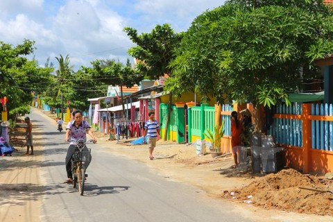 Project brings a fresh look to humble fishing village in Quang Nam ảnh 2