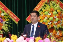 Senior Lieutenant General Nguyen Hong Thai, Secretary of the Bac Ninh Party Committee for the 2025 - 2030 tenure, speaks at the event. (Photo: VNA)