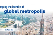 Shaping the identity of global metropolis
