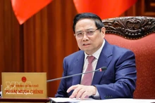 Prime Minister Pham Minh Chinh speaks at the meeting (Photo: VNA)