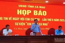 Le Van Su, Vice Chairman of the Ca Mau Provincial People’s Committee, speaking at the press conference.