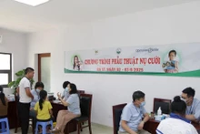 Screening for children with cleft lip and palate in the programme (Photo: VNA)