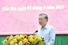Party General Secretary To Lam addresses the working session in Ben Tre province on June 3. (Photo: VNA)