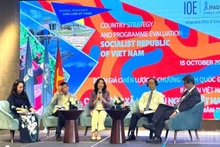 Speakers share insights at the event. (Photo: HNV)