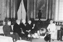 President Ho Chi Minh receives the US delegation of intellectuals opposing the war in Viet Nam (January 17, 1967). (Photo: VNA Archive)