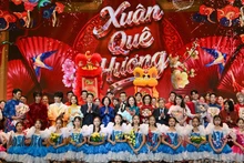 State President Luong Cuong and his spouse Nguyen Thi Minh Nguyet join delegates and artists at the Homeland Spring 2026 programme. (Photo: THUY NGUYEN)