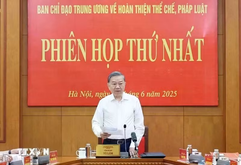 Party General Secretary To Lam addresses the meeting. (Photo: VNA)