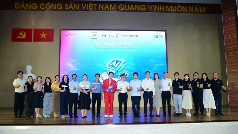 At the launch ceremony of the AI contest at the Viet Nam National University, Ho Chi Minh City