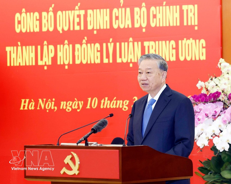 Party General Secretary To Lam speaks at the conference to announce the Politburo’s decision to establish the Central Theoretical Council for the 2026–2031 tenure. (Photo: VNA)