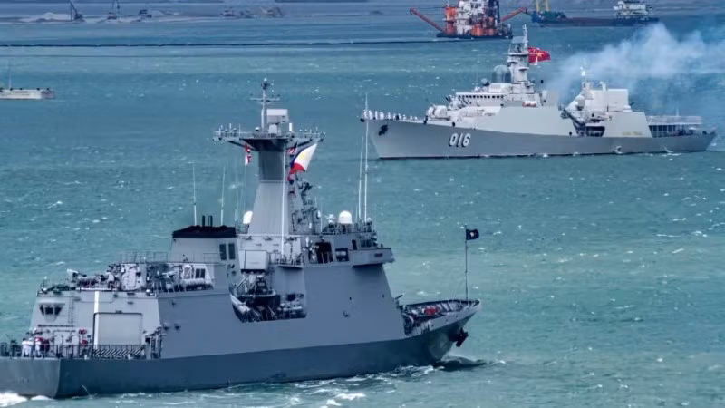 Missile frigate 016 Quang Trung taking part in a joint exercise (Photo: QUANG PHONG)