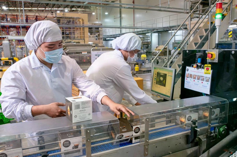 The National Assembly has approved an economic growth target of over 8% for 2025 (Photo: VNA)