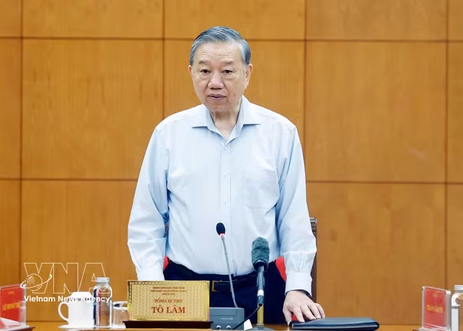 Party General Secretary To Lam speaks at the working session with the Party Central Committee’s Commission for Internal Affairs and relevant agencies on March 2. (Photo: VNA)