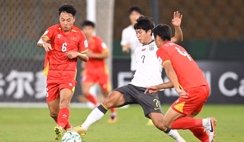 Despite a valiant effort, U23 Viet Nam suffered a 0-3 defeat to U23 China in the semi-final of the 2026 AFC U23 Asian Cup in Saudi Arabia on January 20. (Photo: AFC)