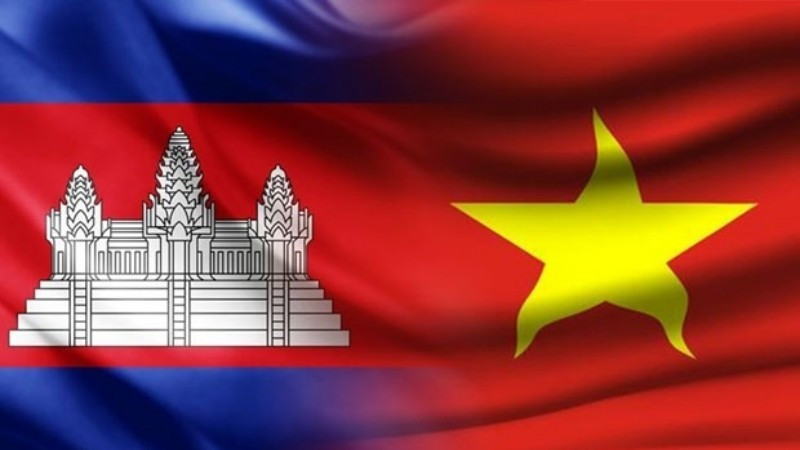 Strengthening political trust, consolidating the traditional friendship between Viet Nam and Cambodia