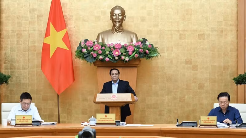 Prime Minister Pham Minh Chinh chairs the Government’s second thematic session on law-making in September. (Photo: NDO/Tran Hai)