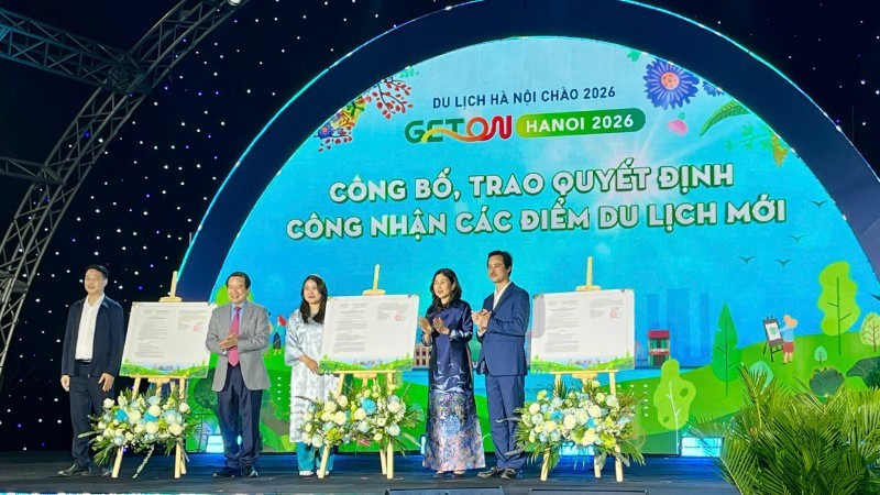 Ha Noi Department of Tourism announces three newly recognised tourist sites: the Ha Noi Botanical Garden, Thiet Ung Fine Woodcraft Village, and the Thuy Lam tourism site in Dong Anh.