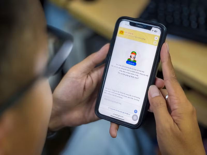 Public Security Ministry launches AI virtual assistant on VNeID app