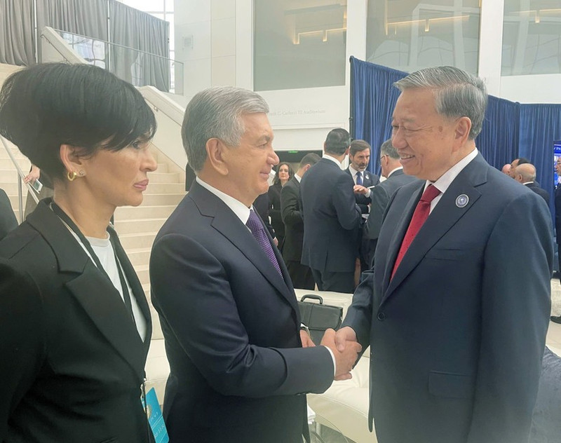 Party General Secretary To Lam meets with foreign leaders on the sidelines of the inaugural meeting of the Gaza Board of Peace in Washington D.C. on February 19 morning (local time). (Photo: VNA)