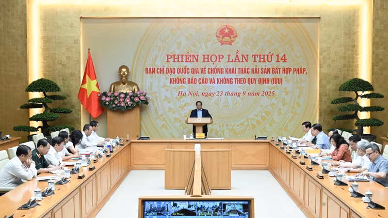 Prime Minister Pham Minh Chinh speaks at the 14th meeting of the National Steering Committee for IUU Fishing Prevention and Control in Ha Noi on September 23, 2025. (Photo: NDO)