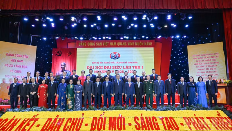 Delegates at the congress 